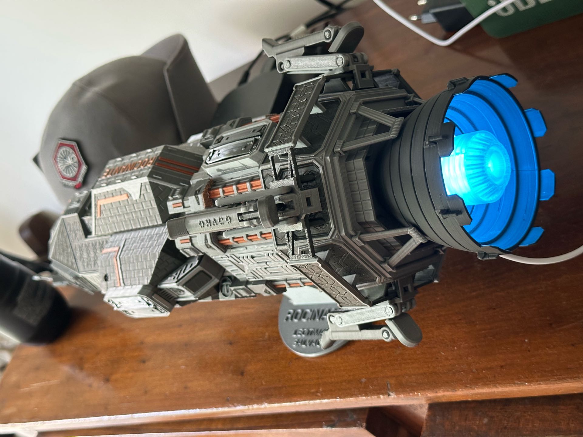 3Dプリント エクスパンズのロシナンテ - 無料3Dモデル -MakerWorld