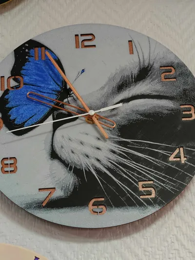 Wall / Desk Clock Kitty with butterfly HueForge - Free 3D Print Model ...