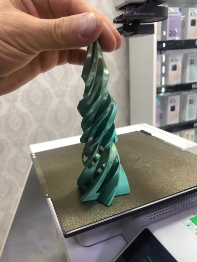 https://makerworld.bblmw.com/makerworld/comment/20260223/2157898214/24db36561fcdbc00.jpg
