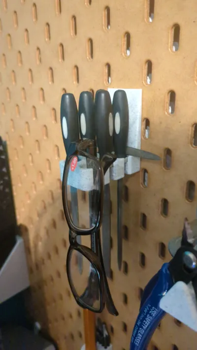 https://makerworld.bblmw.com/makerworld/comment/20260308/1049131910/c8f5c6f0c043573a.jpg