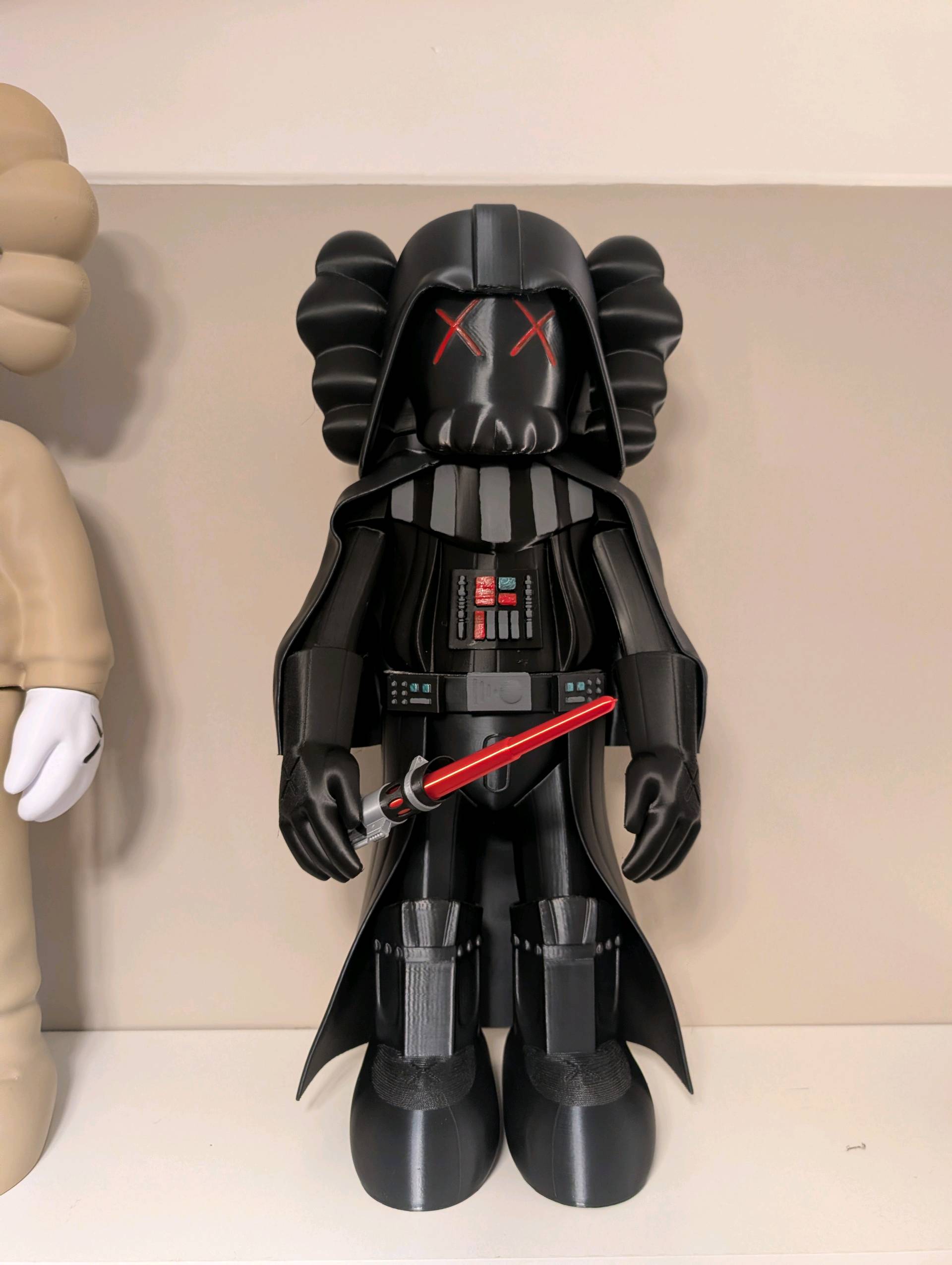 KAWS スターウォーズ ブラックフィギュア 126: KAWS (BRIAN DONNELLY), Star Wars Darth Vader Companion