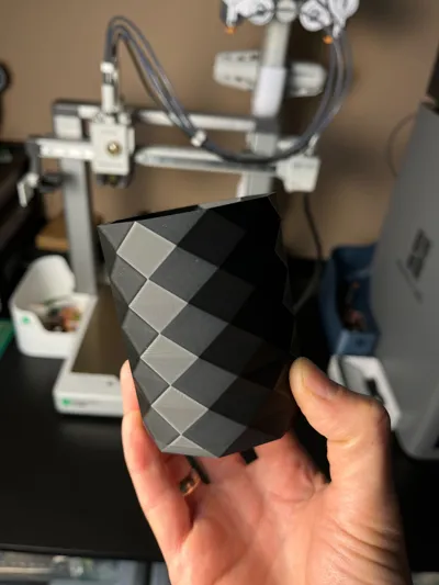 https://makerworld.bblmw.com/makerworld/comment/20260317/3062202469/2f1021c20190487e.jpg