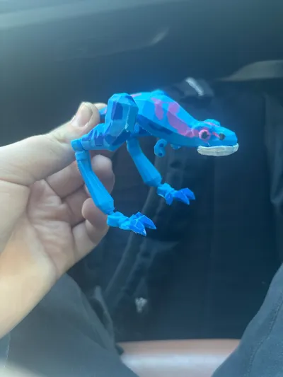 Newbiesaurus - UG VR - Free 3D Print Model - MakerWorld