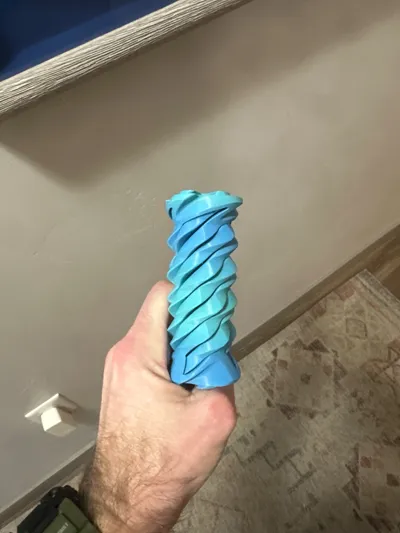 https://makerworld.bblmw.com/makerworld/comment/20260319/1683434846/b2ba9af37754e966.jpg