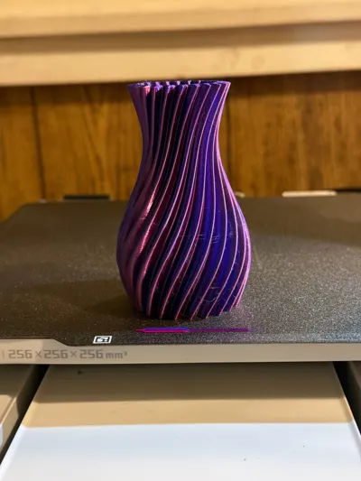 https://makerworld.bblmw.com/makerworld/comment/20260321/209831409/fa4a3937fc267cd2.jpg