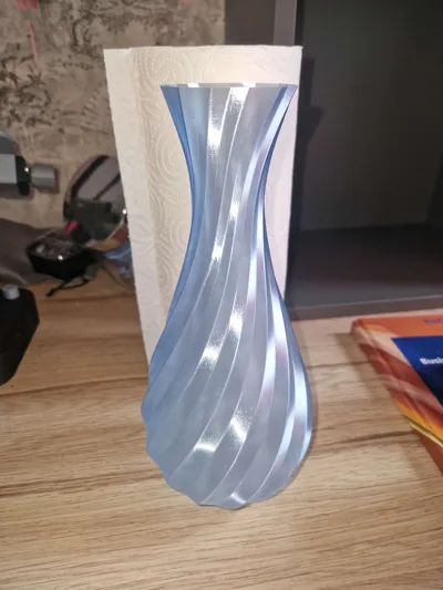 https://makerworld.bblmw.com/makerworld/comment/20260321/948670383/7e90a53026b3ed50.jpg