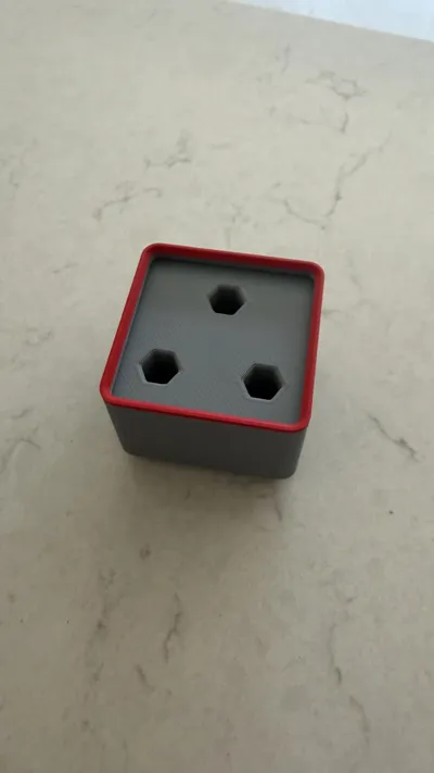 https://makerworld.bblmw.com/makerworld/comment/20260322/1766786049/a32fcbefc5e48615.jpg