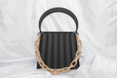 https://makerworld.bblmw.com/makerworld/comment/20260323/1101236935/cc0b1e064afd2e15.jpg