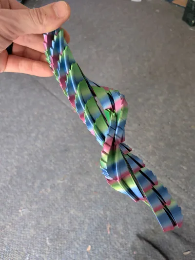 https://makerworld.bblmw.com/makerworld/comment/20260324/3567105263/d3fcd5c653f5b077.jpg