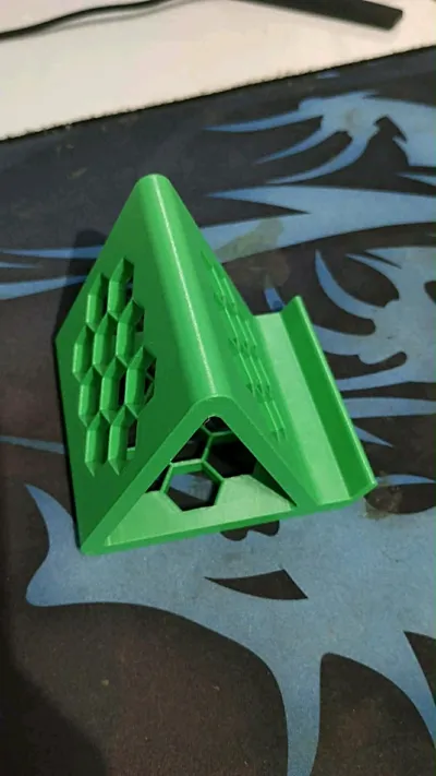 https://makerworld.bblmw.com/makerworld/comment/20260411/233408745/9aedafd19116277b.jpg