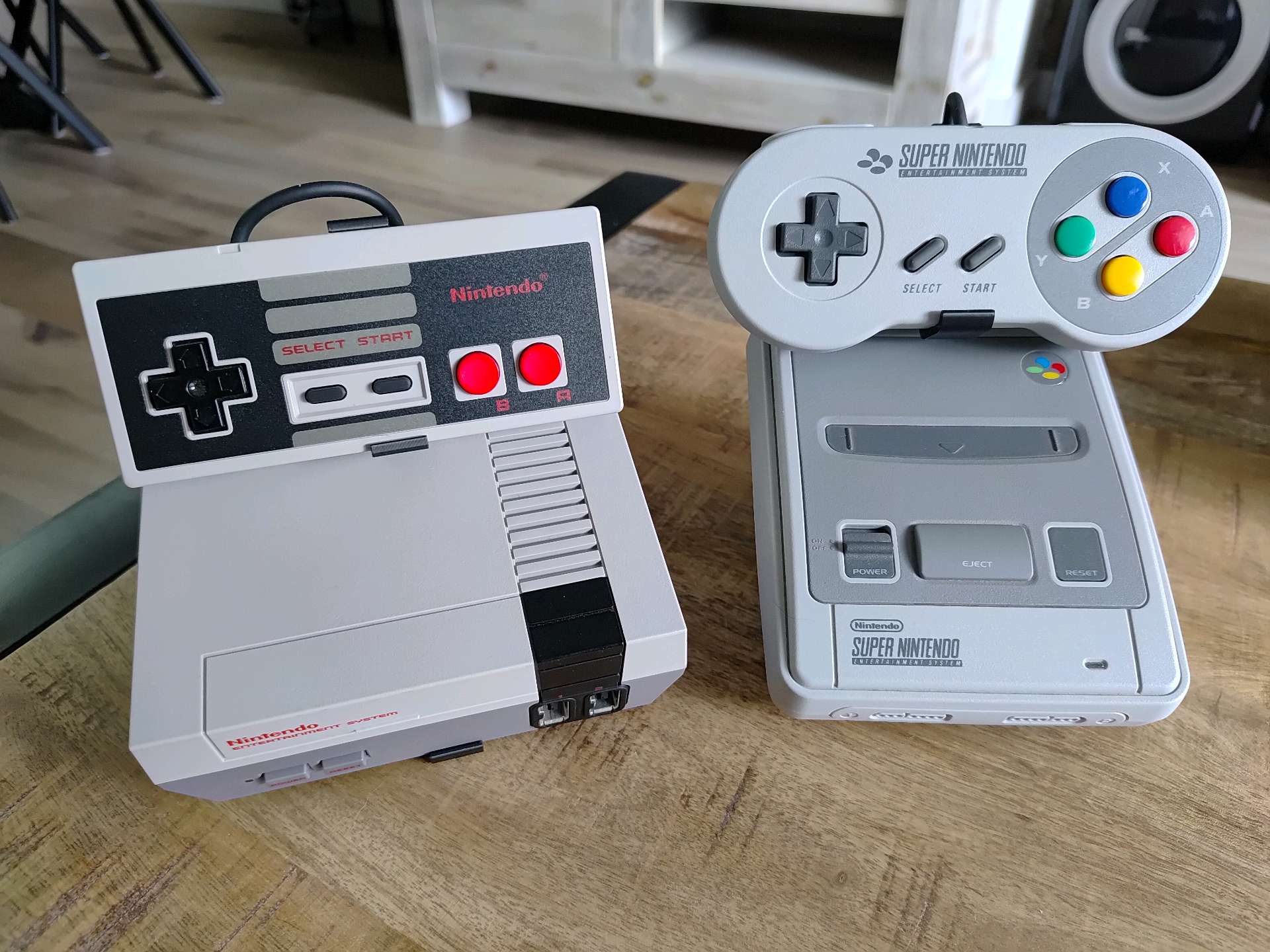 3Dプリント スーパーファミコンミニ/SNESミニコンソールディスプレイ