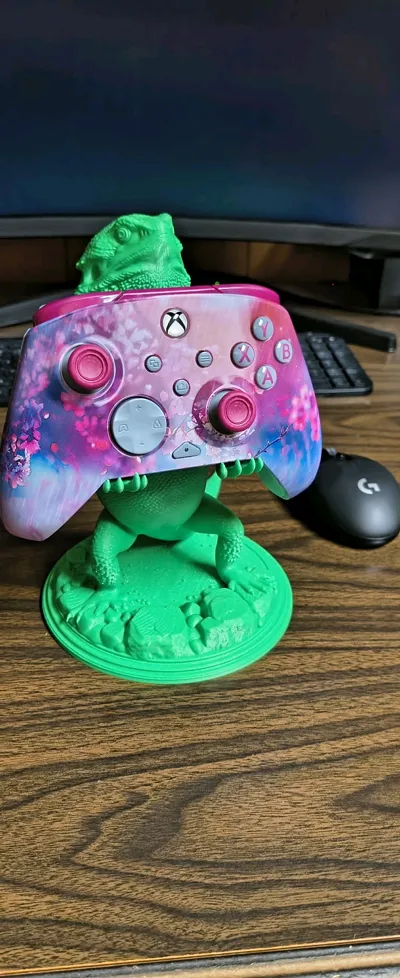 Bearded Dragon Controller Holder Xbox & PS5 Stand - Free 3D Print Model ...