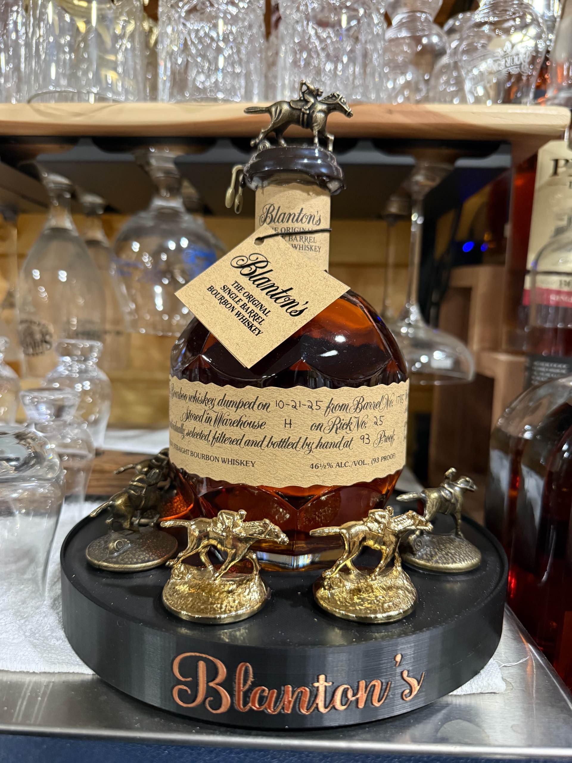 Blanton's ディスプレイスタンド Blanton's display stand - 3D Printer File