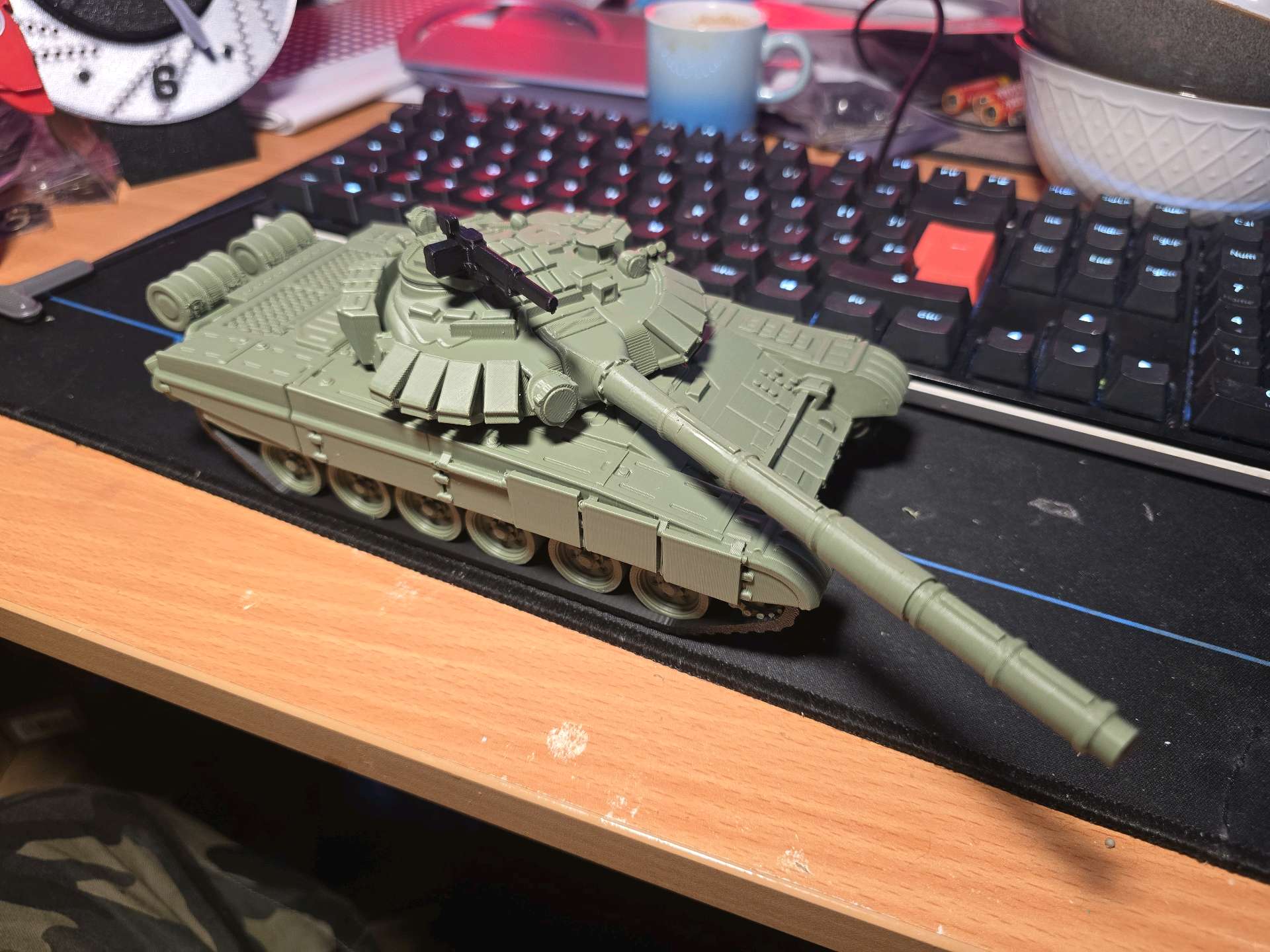 3Dプリント T-72 BMロシア戦車モデル - 無料3Dモデル -MakerWorld