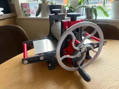 https://makerworld.bblmw.com/makerworld/comment/20260608/1584496451/ca1ab2627becf3ac.jpg