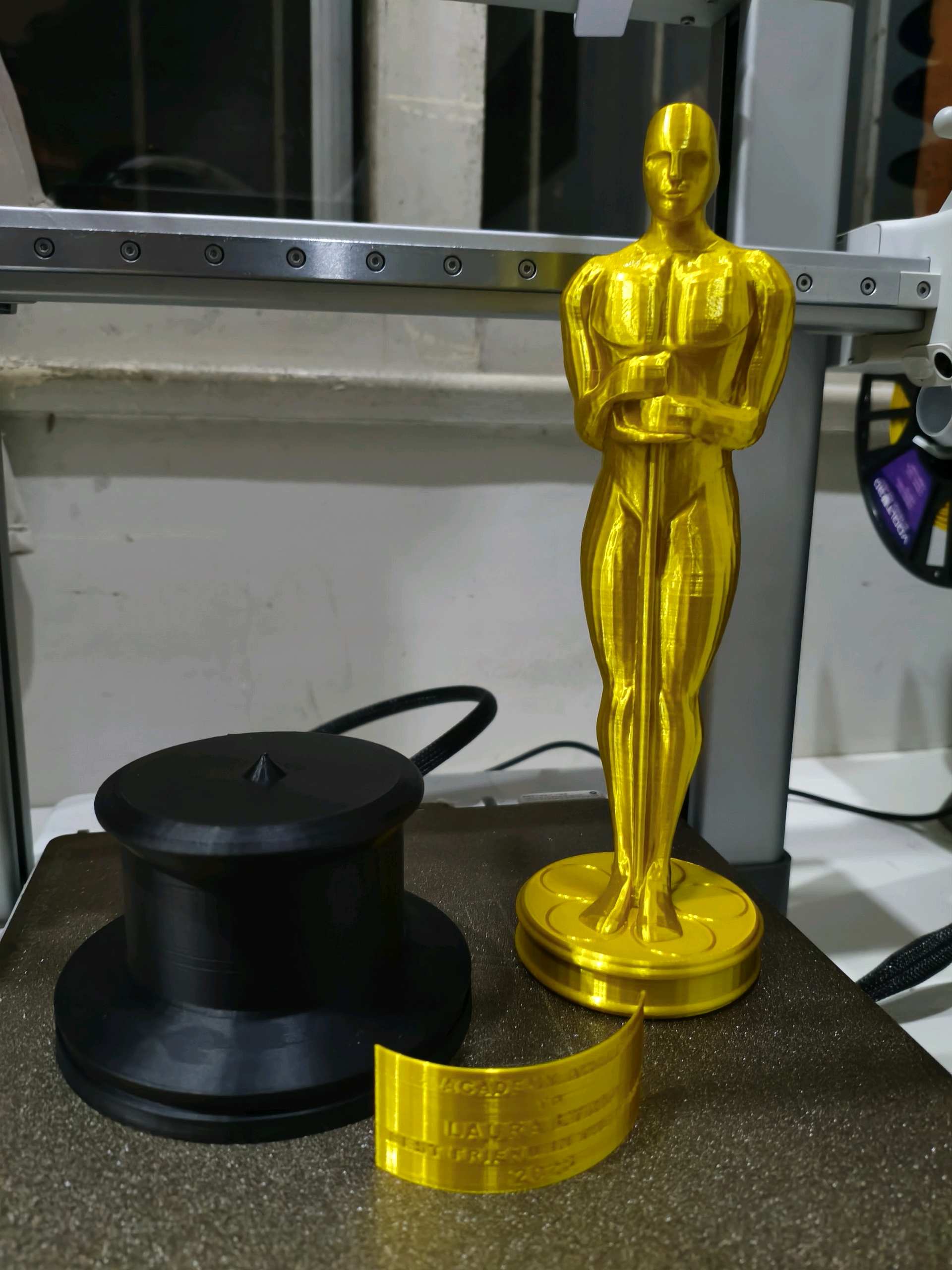 3Dプリント オスカー像, アカデミー賞授賞式像 - 無料3Dモデル -MakerWorld