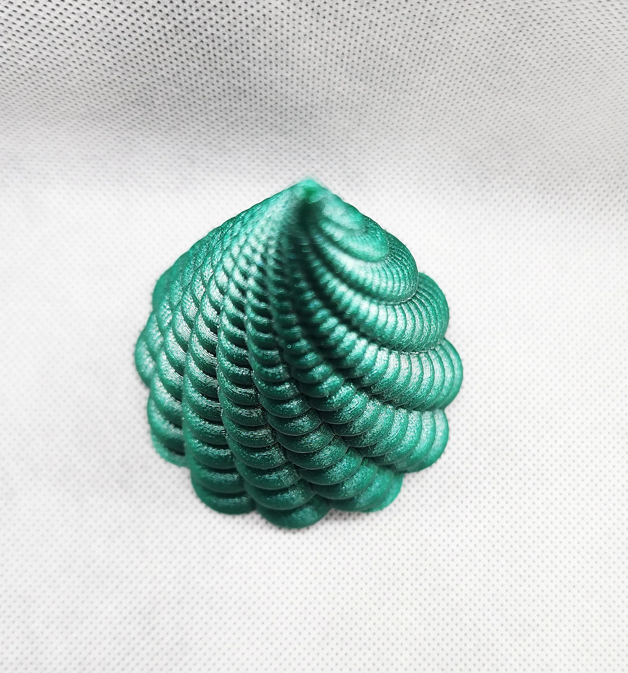 Tree of Spheres Fibonacci Design