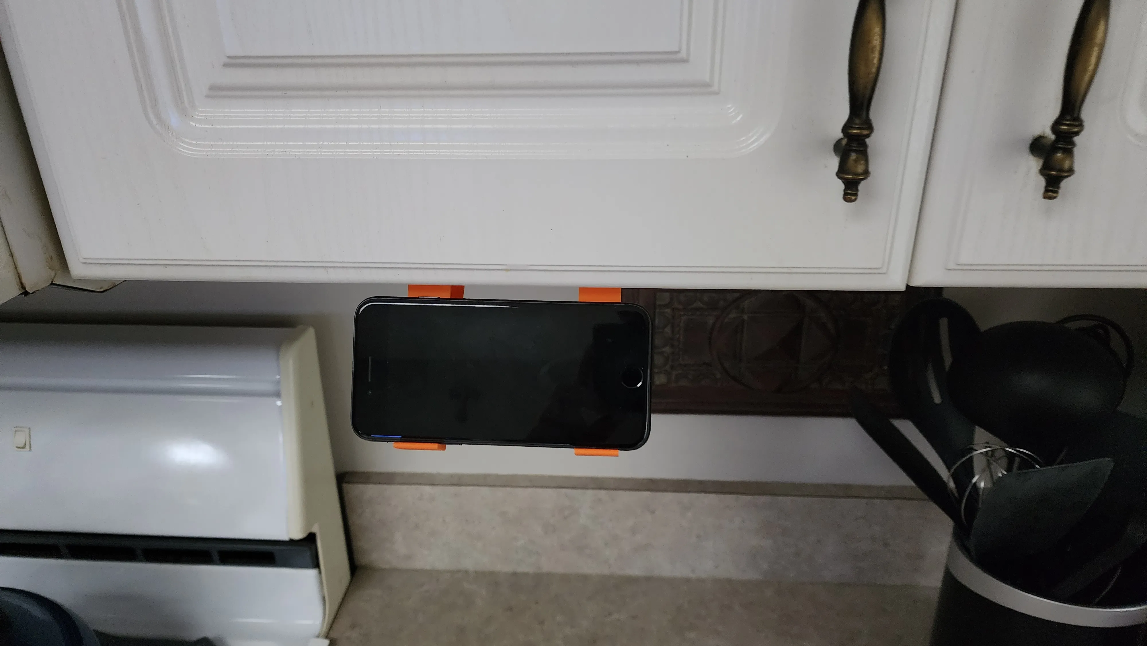 Phone holder in use