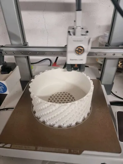 https://makerworld.bblmw.com/makerworld/model/1026980/1009324/ratings/79d64100-2912-11f0-859c-174c2f11cd6b.jpg