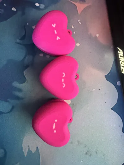 Clicky heart macaron keychain - Free 3D Print Model - MakerWorld