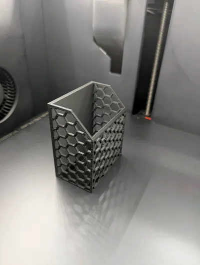 Ice Scoop Holder w/ Magnets by BusyBeeCreations3D MakerWorld: Download ...