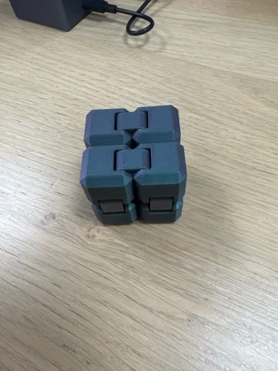 https://makerworld.bblmw.com/makerworld/model/1125786/1125070/ratings/28491bf0-4c2b-11f0-b38c-33bdbc93e1a8.jpg