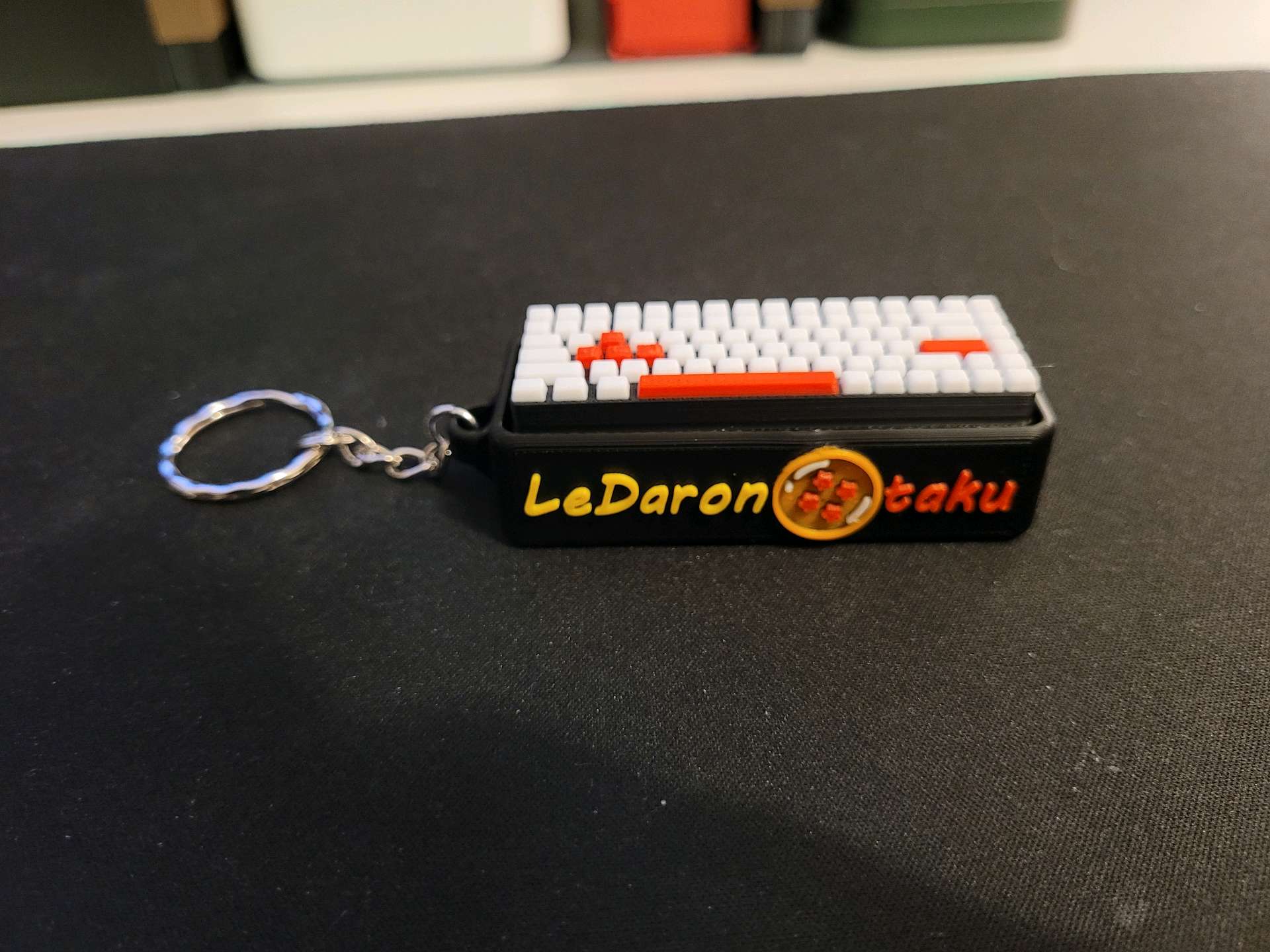 분노 폭발 키보드 스위치 클리커 키체인 피젯 - 무료 3D 프린트 모델 - MakerWorld, image size:1920x1440