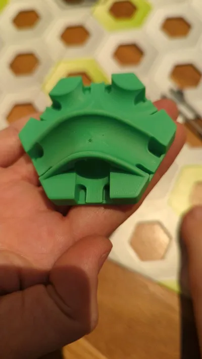 https://makerworld.bblmw.com/makerworld/model/114882/1405746/ratings/e9867f80-868a-11f0-b66f-29995bd463f5.jpg