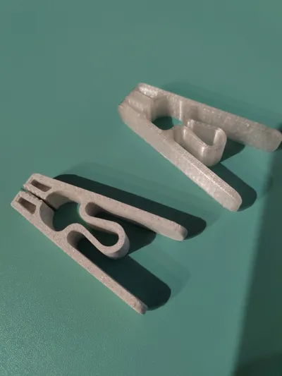 Simple Spring Clip by binalbruno - MakerWorld