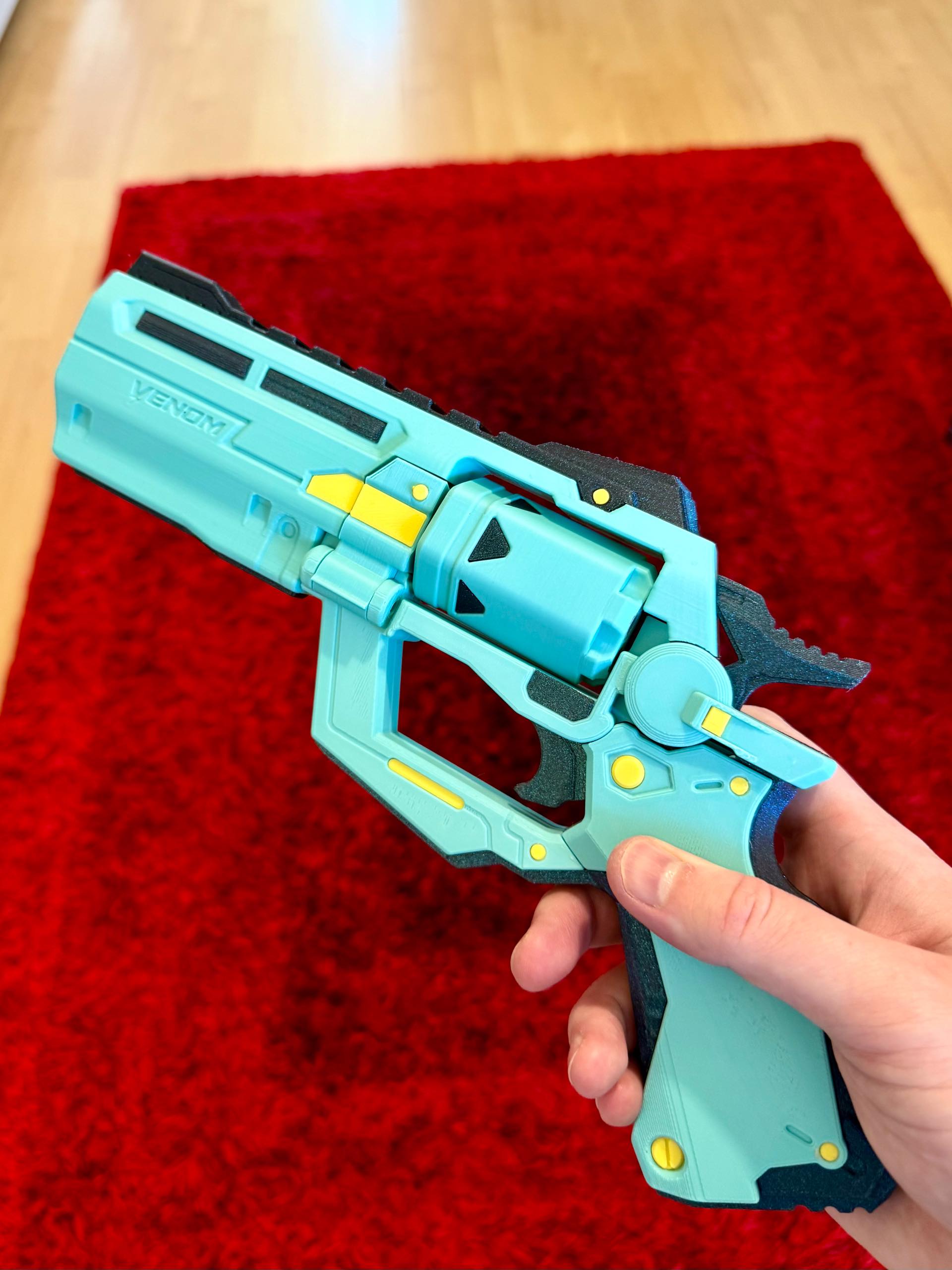 Venom X SF風ハンドガン 作成者： 智艺工坊 MakerWorld：無料3Dモデル