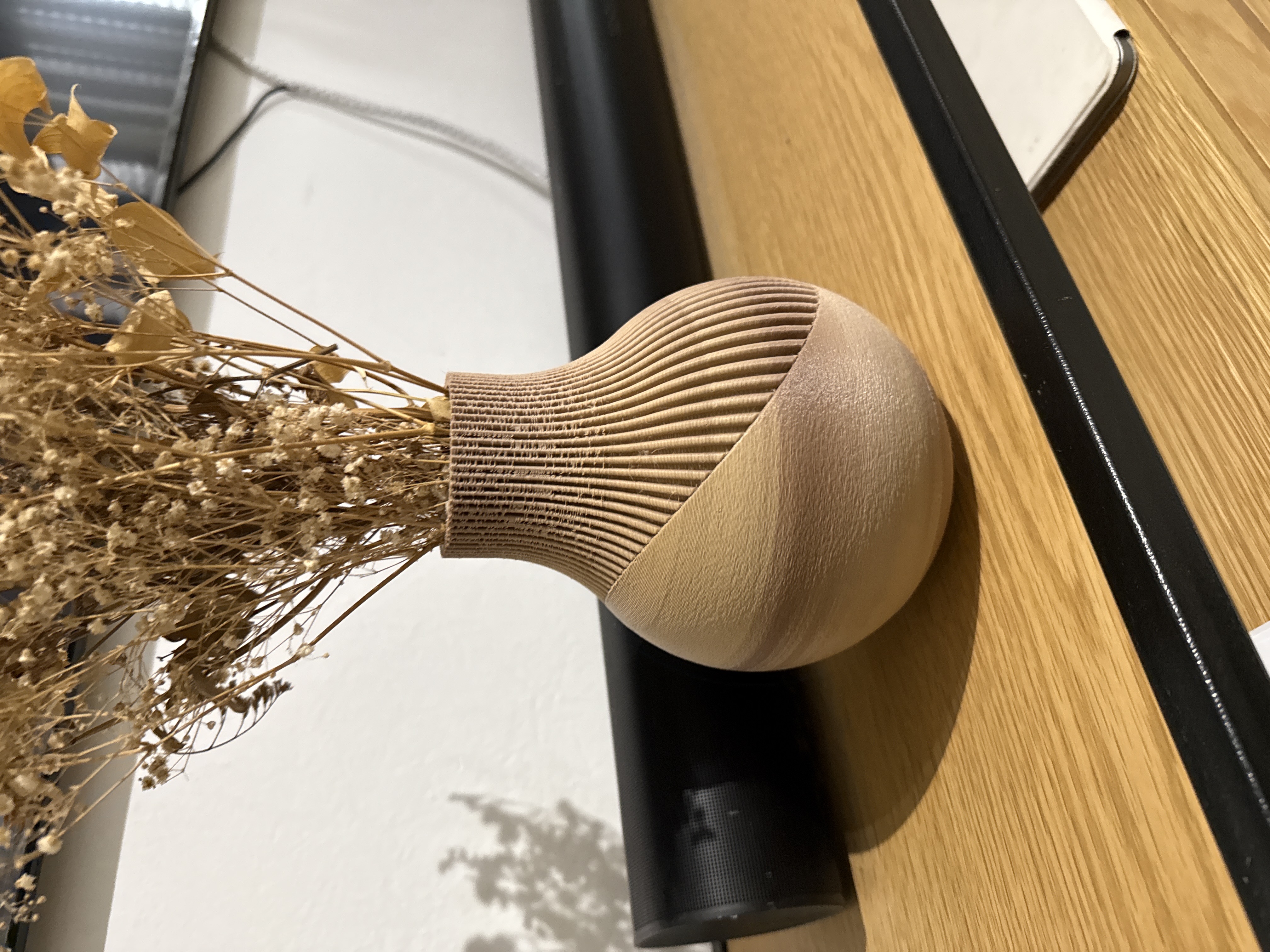 3Dプリント 根来風ジャパンディ花瓶 - 無料3Dモデル -MakerWorld