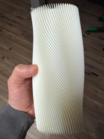https://makerworld.bblmw.com/makerworld/model/13717/13475/ratings/d5286a80-d39c-11f0-9ba5-93e4b13b96aa.jpg