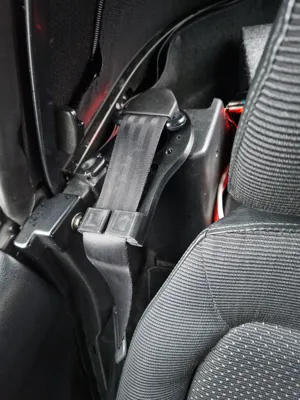 mazda-mx5-miata-na-nb-seat-belt-extenders-by-ap-engineering