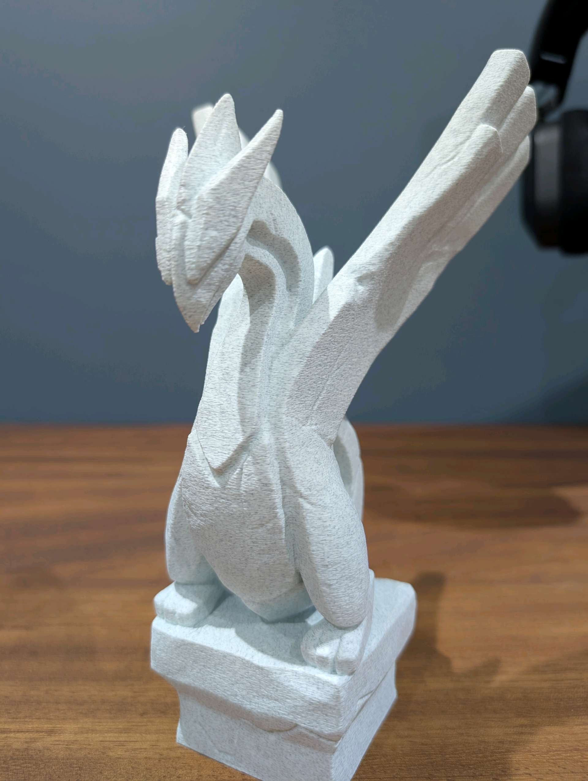 Estatua de piedra de Lugia - Modelo de impresión 3D gratuito - MakerWorld, image size:1920x2550