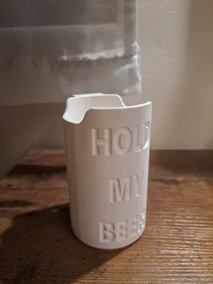 BeeCan holster - Hold My Beer by Laban MakerWorld: Download Free 3D