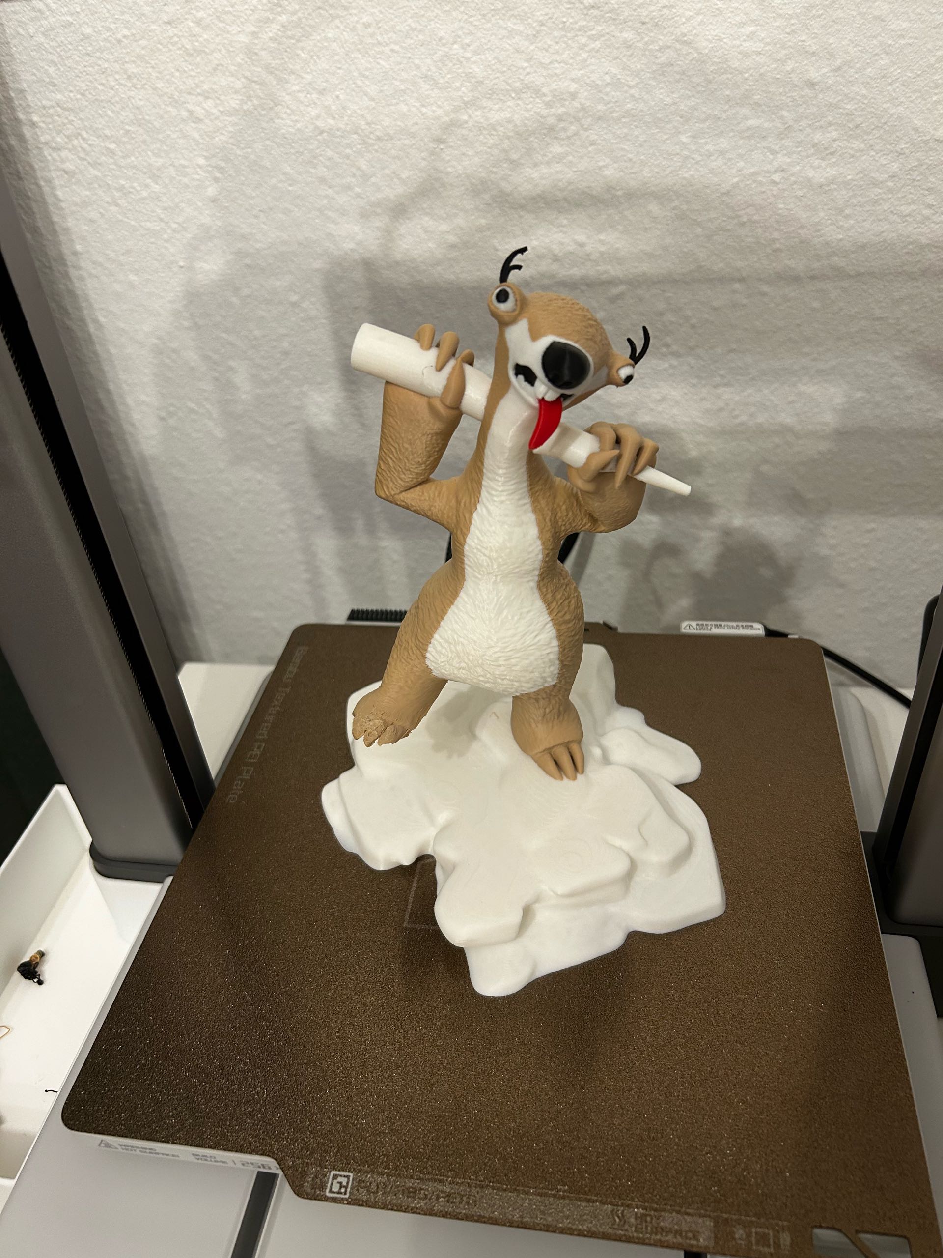 빙하기 시드 나무늘보 피규어 - 무료 3D 프린트 모델 - MakerWorld, image size:1920x2560