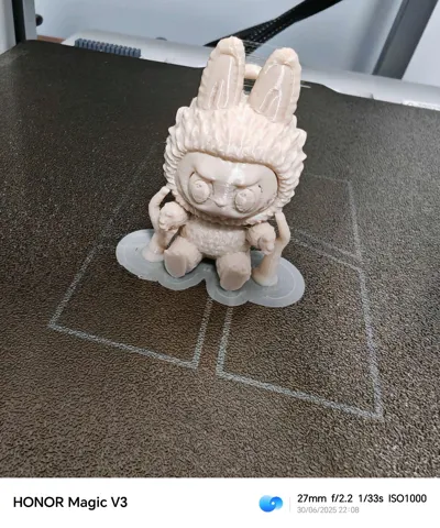 Dekorativer Schlüsselanhänger, handgefertigt, Sammlerstück, Ornament, Geschenk