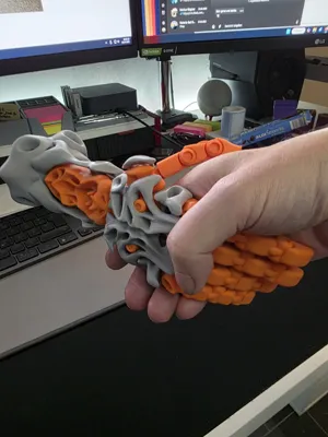 Articulated Hand MkII - Free 3D Print Model - MakerWorld