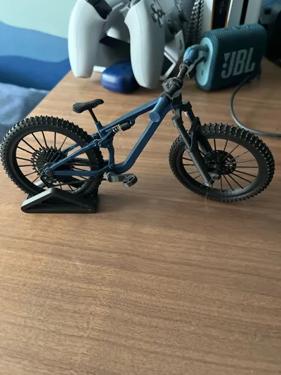 https://makerworld.bblmw.com/makerworld/model/1571403/1652738/ratings/3efee9c0-ae77-11f0-9850-d345056c1b4f.jpg