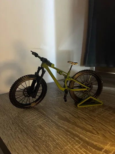 https://makerworld.bblmw.com/makerworld/model/1571403/1652776/ratings/2b80b960-b01a-11f0-b431-416069b4b6b9.jpg