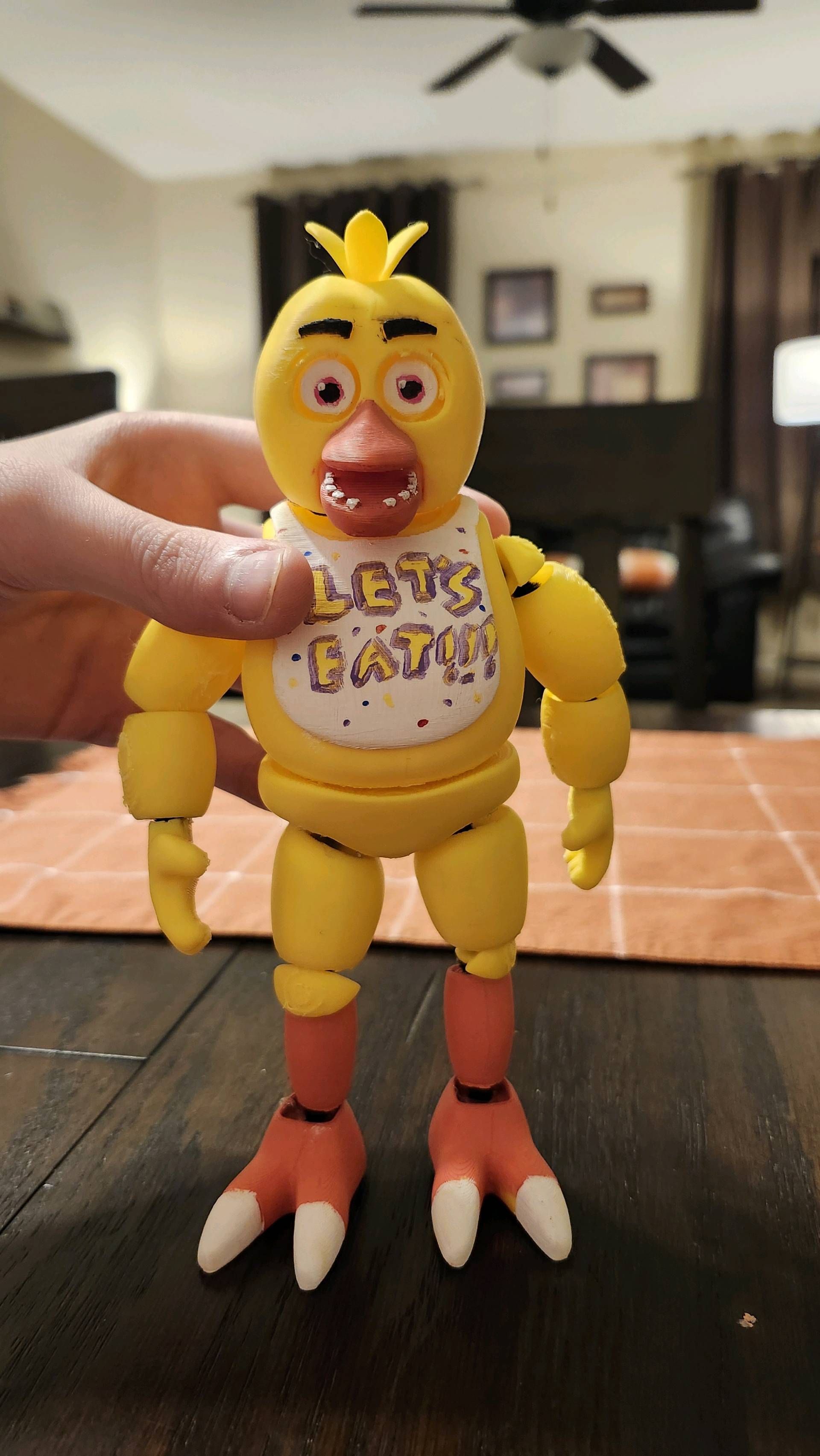 fnaf フレディ　チカ Amazon.co.jp: FiGPiN Classic:FNAF フレディズでのファイブナイツ