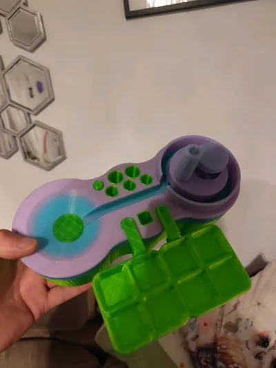 https://makerworld.bblmw.com/makerworld/model/1634334/1734902/ratings/d636d770-b396-11f0-8234-1123f647bbbb.jpg
