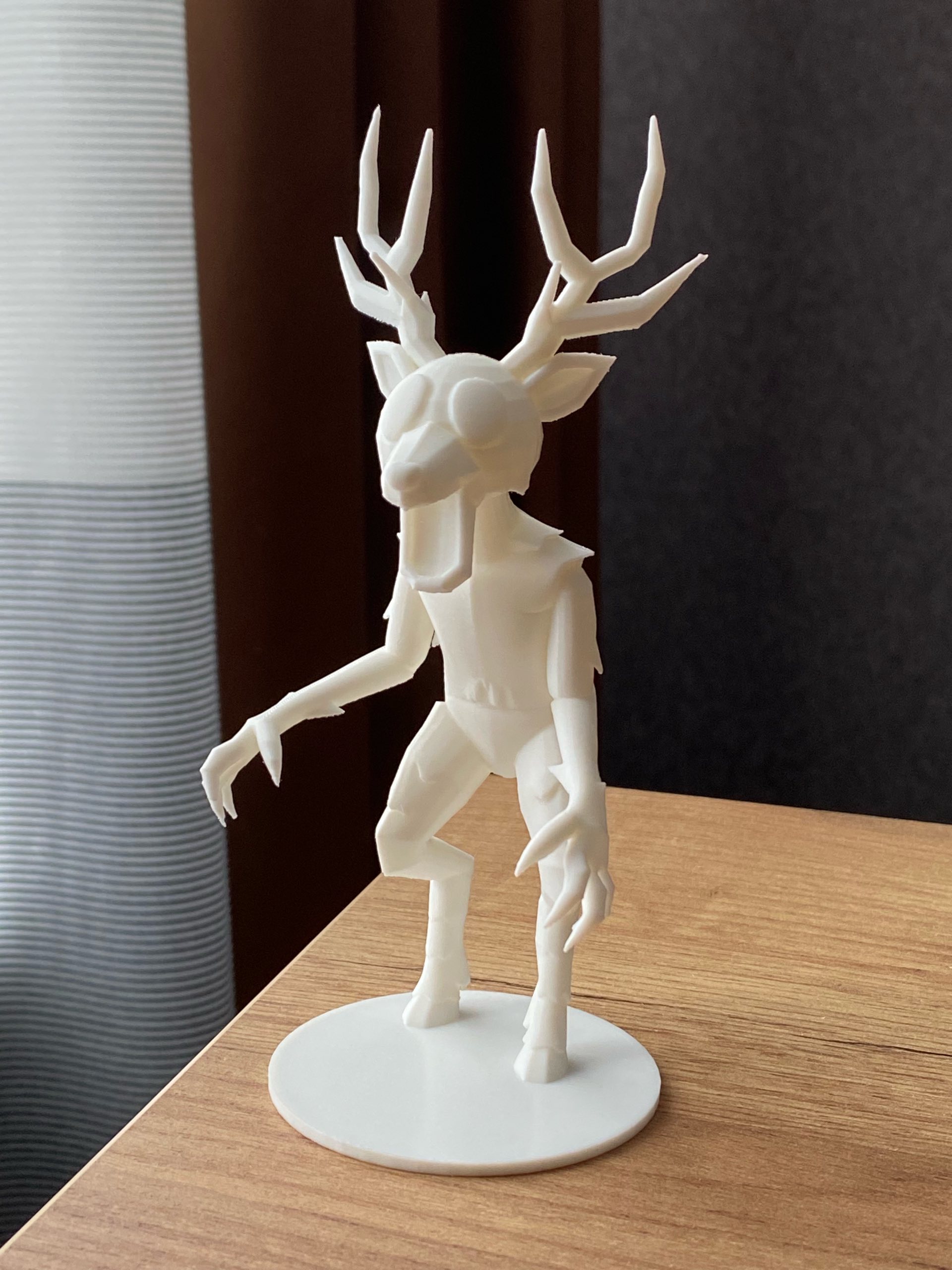 3Dプリント プリントファームでの99の夜（森）鹿 - 無料3Dモデル