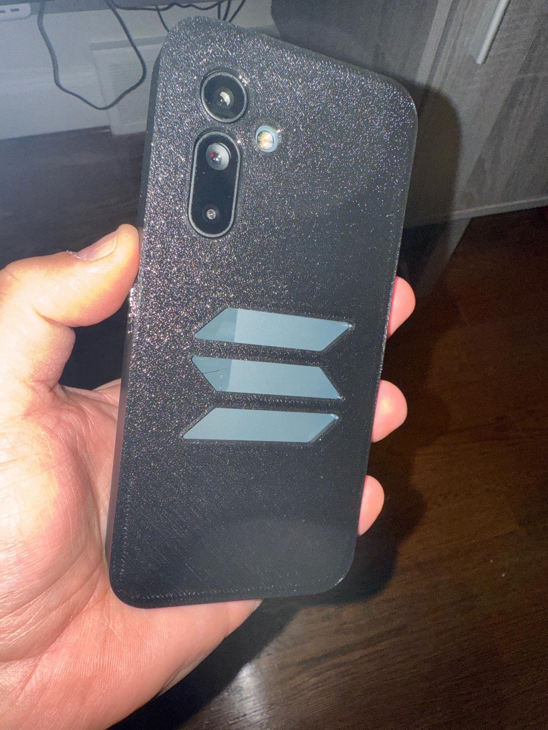 Solana Seeker TPU cover. - 3D Printer File