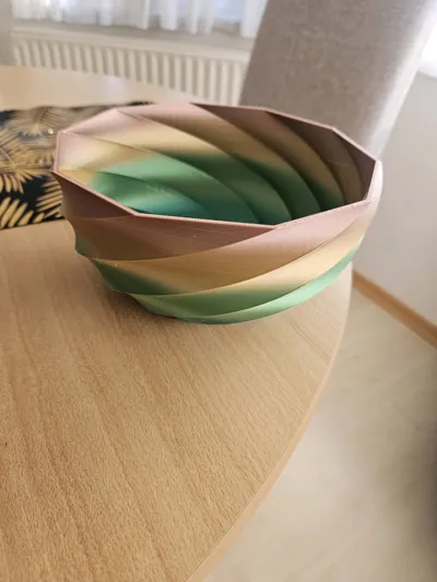 https://makerworld.bblmw.com/makerworld/model/176954/194557/ratings/18eb0bb0-f602-11f0-9e3e-7d16845fccaa.jpg