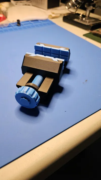 https://makerworld.bblmw.com/makerworld/model/1889425/2023795/ratings/b0c9e6b0-add0-11f0-8c02-2f33798aeb2d.jpg