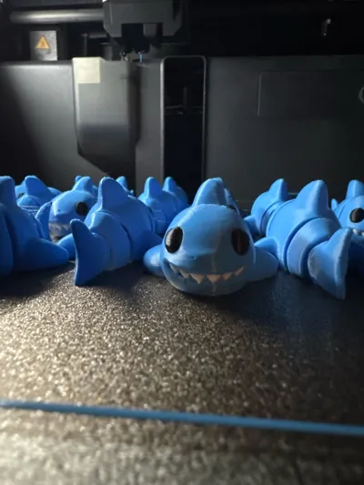 Flexi Shark - Articulado & Llavero por 🔵 MontoyaMaker MakerWorld ...