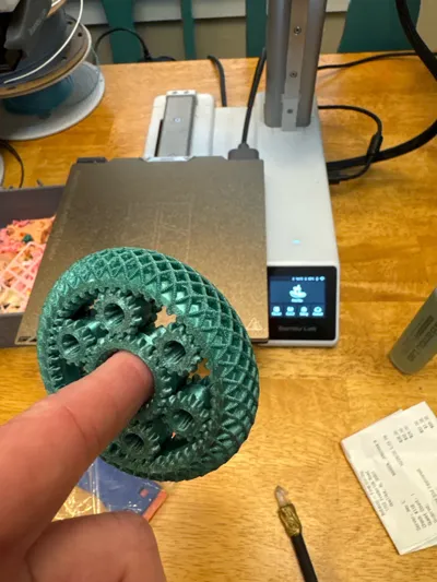 https://makerworld.bblmw.com/makerworld/model/1930138/2071883/ratings/00071e70-b590-11f0-b522-7db89ef5950a.jpg