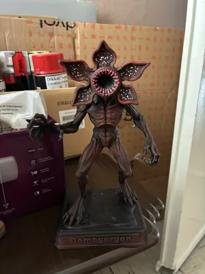 Özel Tasarım Demogorgon Stranger Things Biblo Dekoratif Koleksiyonluk Süs