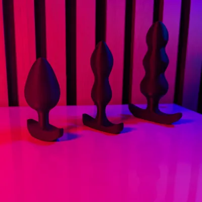 Dildos & Plugs
